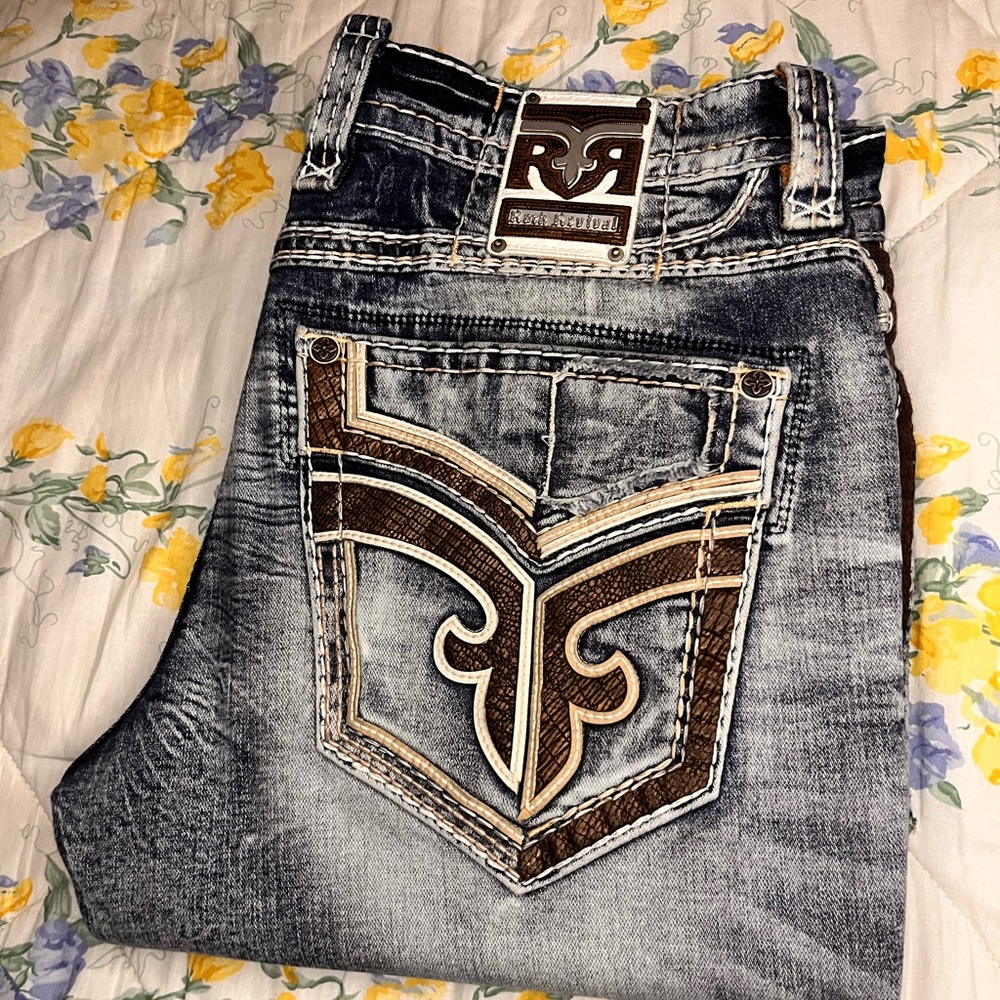 Mens Rock Revivals ( Light Wash ) Bootcut
